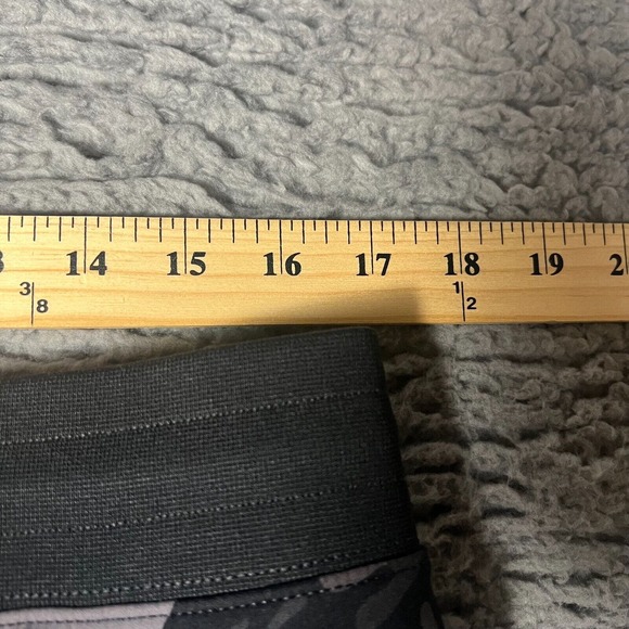 Rhone Pants Mens Large Gray Camo Joggers Performance Comfort Sweat Versatility - Picture 8 of 9